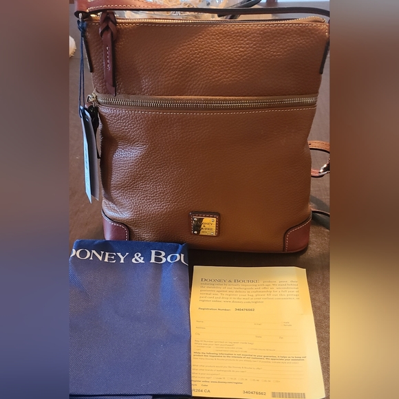 New🤎Dooney & Bourke Pebble Grain Leather Crossbody -Caramel - Picture 6 of 7
